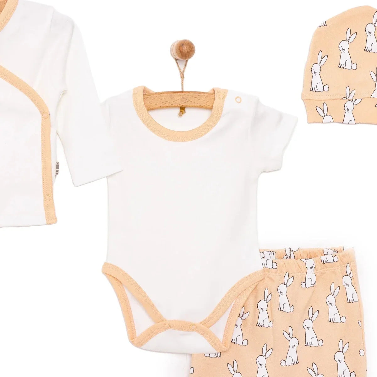 Bebbek 5 Piece Bunny Print Boxed Baby Hospital Bag Set (Newborn)