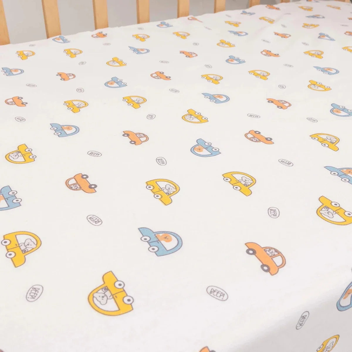 Little Dreams Car Print Fitted Cot Bed Sheet (70 x 140 cm) - Ecru Printed