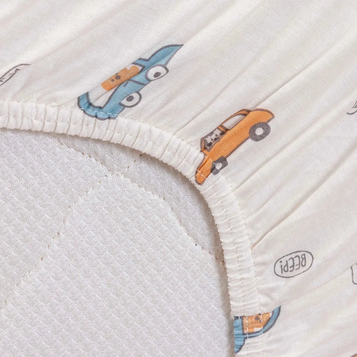 Little Dreams Car Print Fitted Cot Bed Sheet (70 x 140 cm) - Ecru Printed