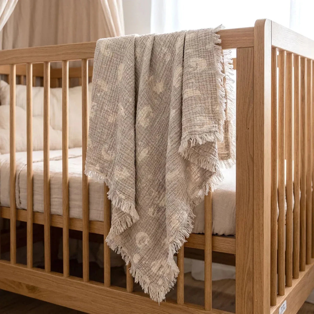 Mollia Moon & Star Print Muslin Baby Blanket (80 x 100 cm) - Grey