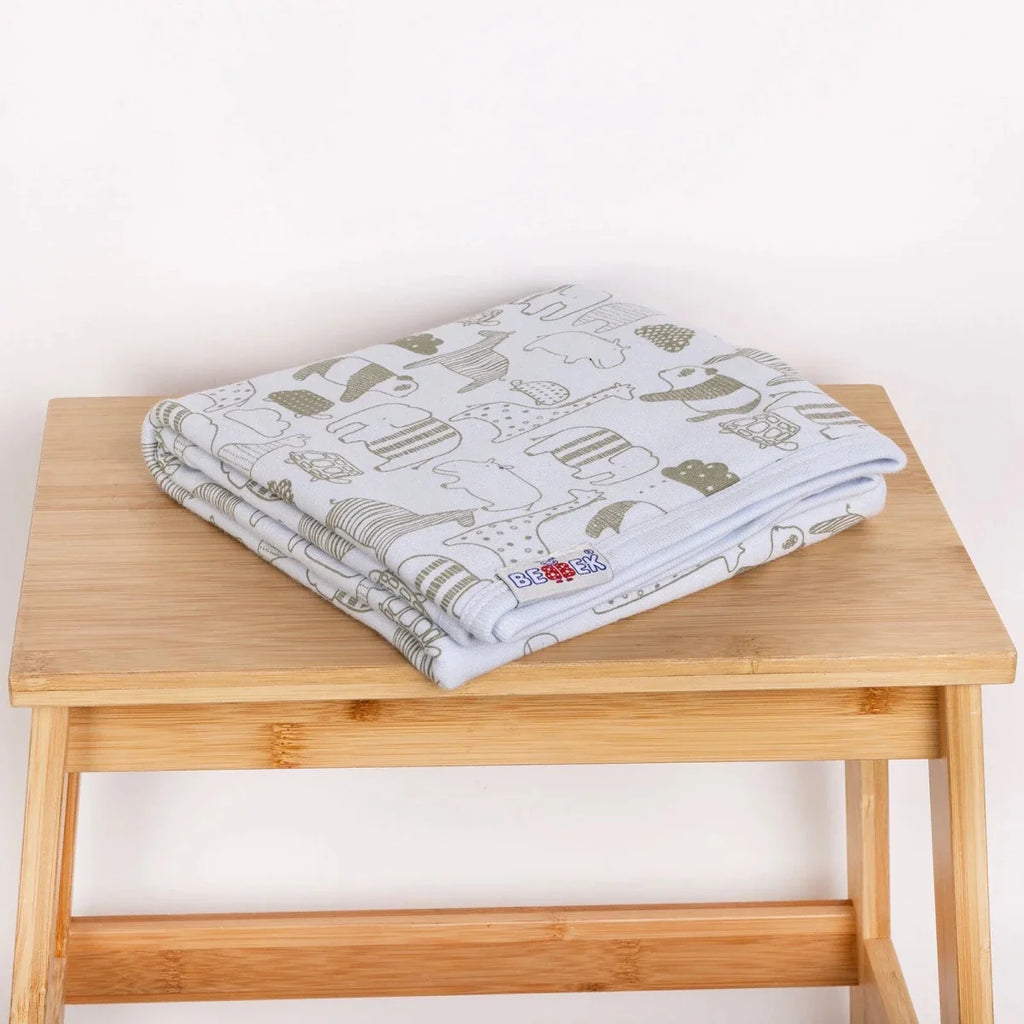 Bebbek Animal Print Jersey Baby Blanket (80 x 80 cm)