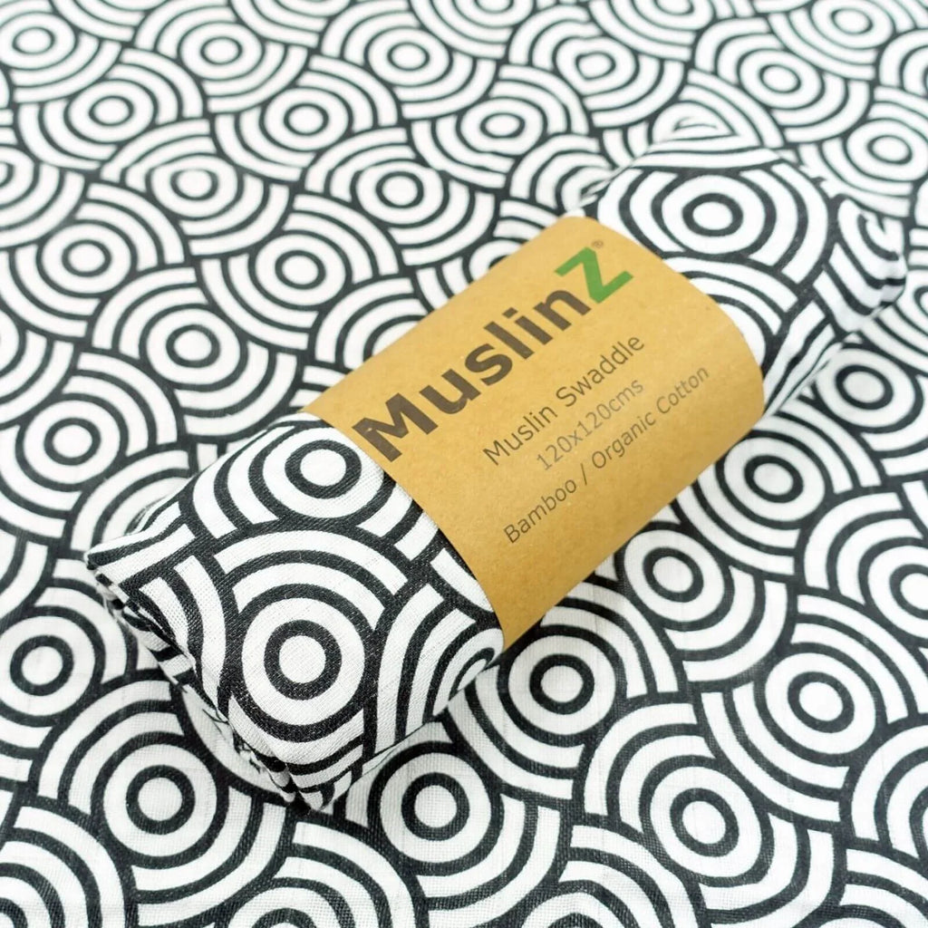 MuslinZ Bamboo/Organic Cotton Muslin Swaddle 120x120cm - Black Swirl