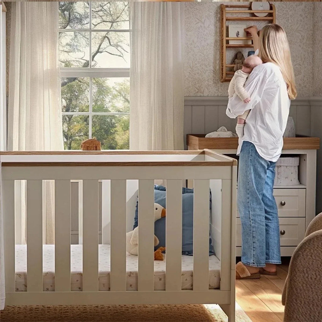 CuddleCo Burford 3 Piece Nursery Furniture Set - White/Oak