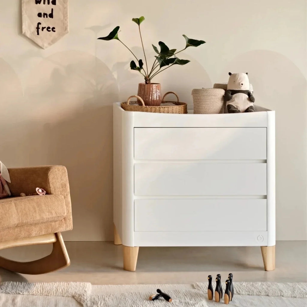 Gaia Baby Serena Dresser - White/Natural