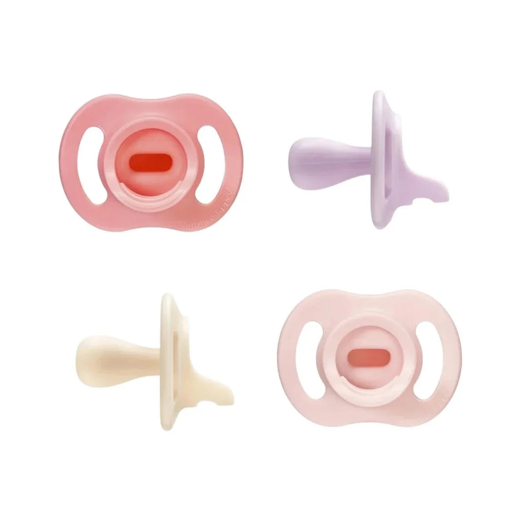 Tommee Tippee Ultra Light Soothers Girl 0-6 months Pack of 4