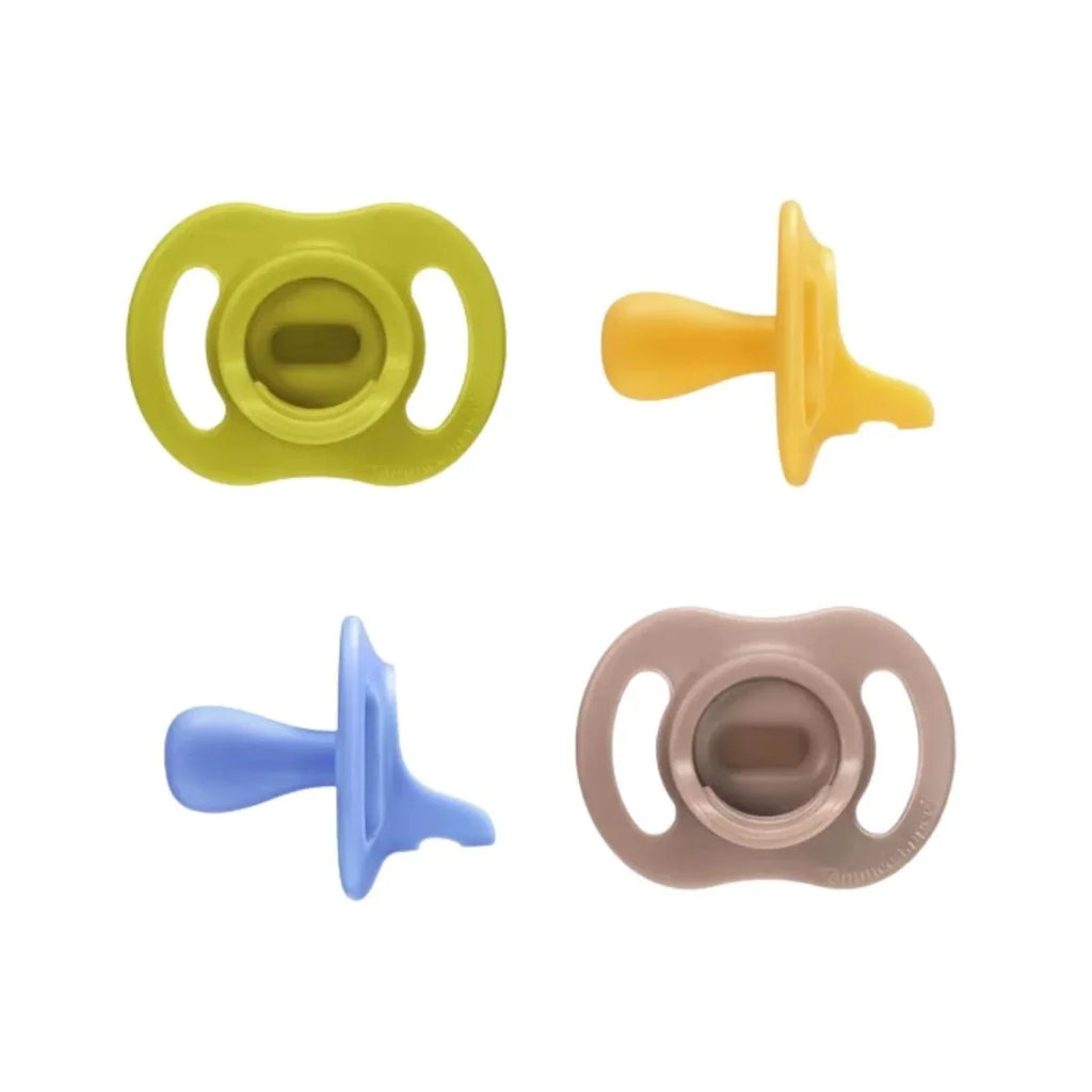 Tommee Tippee Ultra Light Soothers Boy 6-18 months Pack of 4
