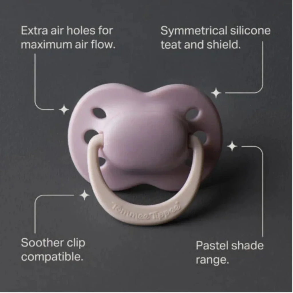 Tommee Tippee Newborn Silicone Soother Girl 0-2 months Pack of 2 - Pink