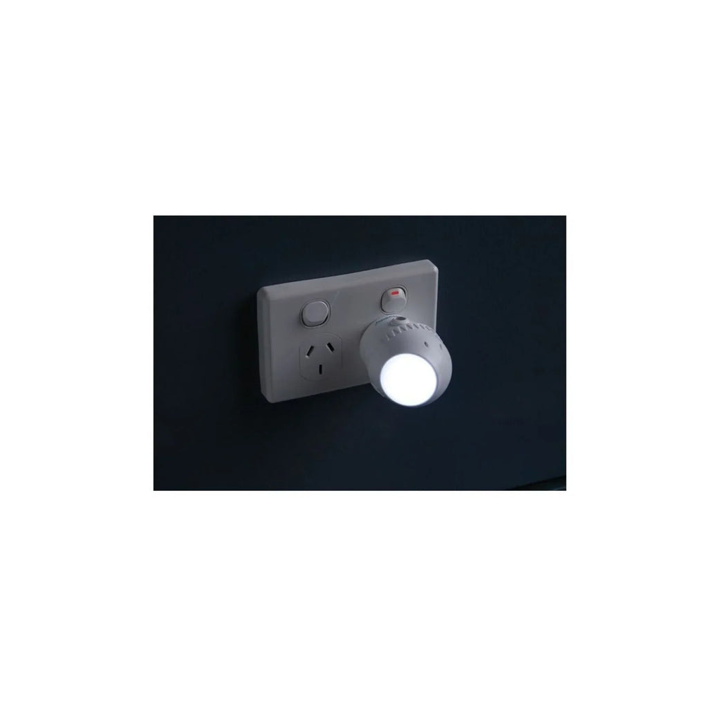 Dreambaby Auto-Sensor Swivel Head LED Night Light