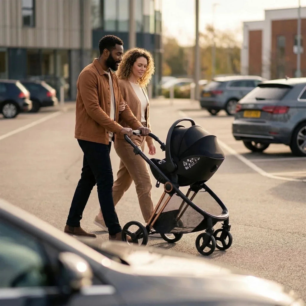 Red Kite Push Me Pace i-Size 2-in-1 Neo Travel System - Amber