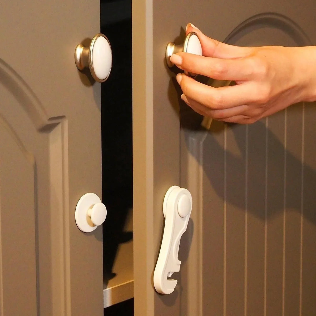 baby plus Cupboard Latch Pack of 2