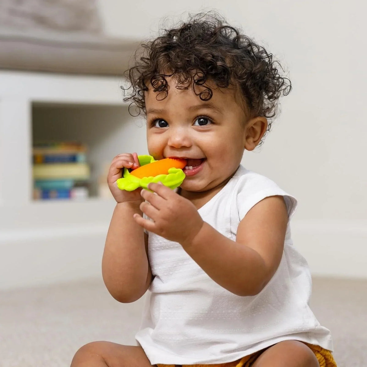 Infantino Lil' Nibbles Teether - Carrot