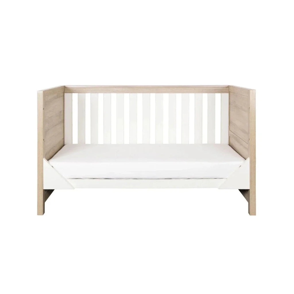 Tutti Bambini Modena 3-in-1 Cot Bed - White/Oak