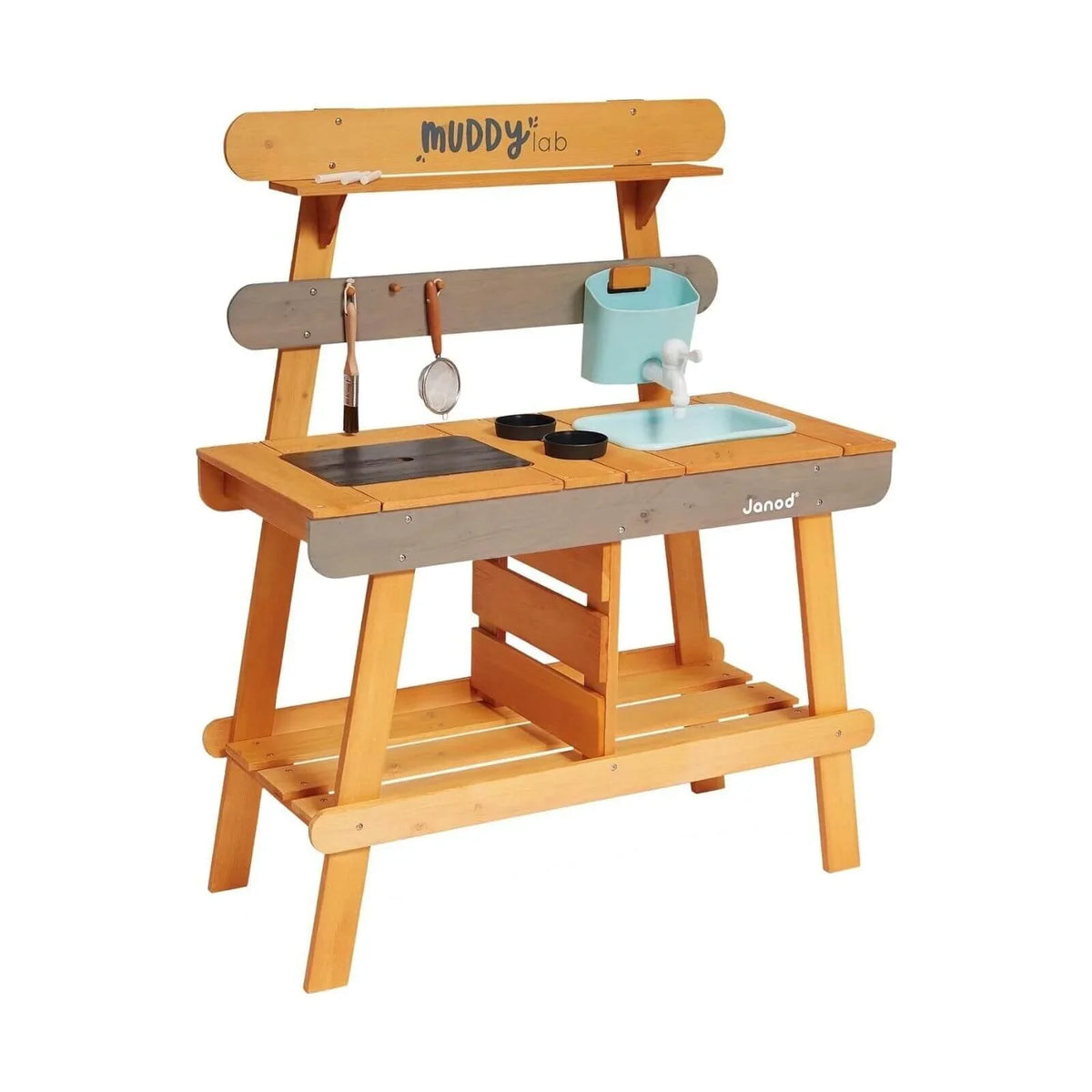 Janod Muddy Lab Outdoor Kitchen