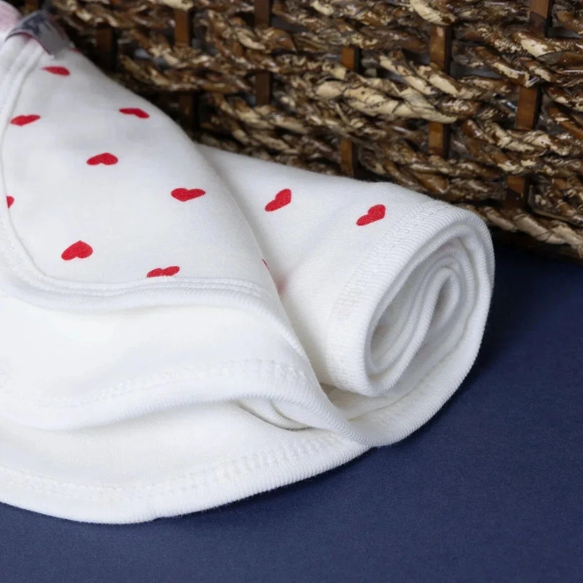 Bebecix Heart Print Jersey Baby Blanket (80 x 90 cm) - Ecru
